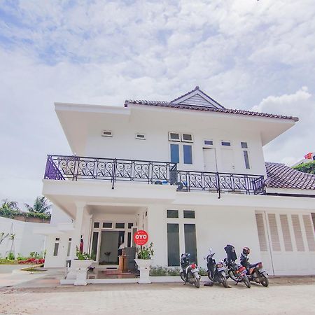 فندق Super Oyo Capital O 90342 Kemang Garden جاكرتا المظهر الخارجي الصورة