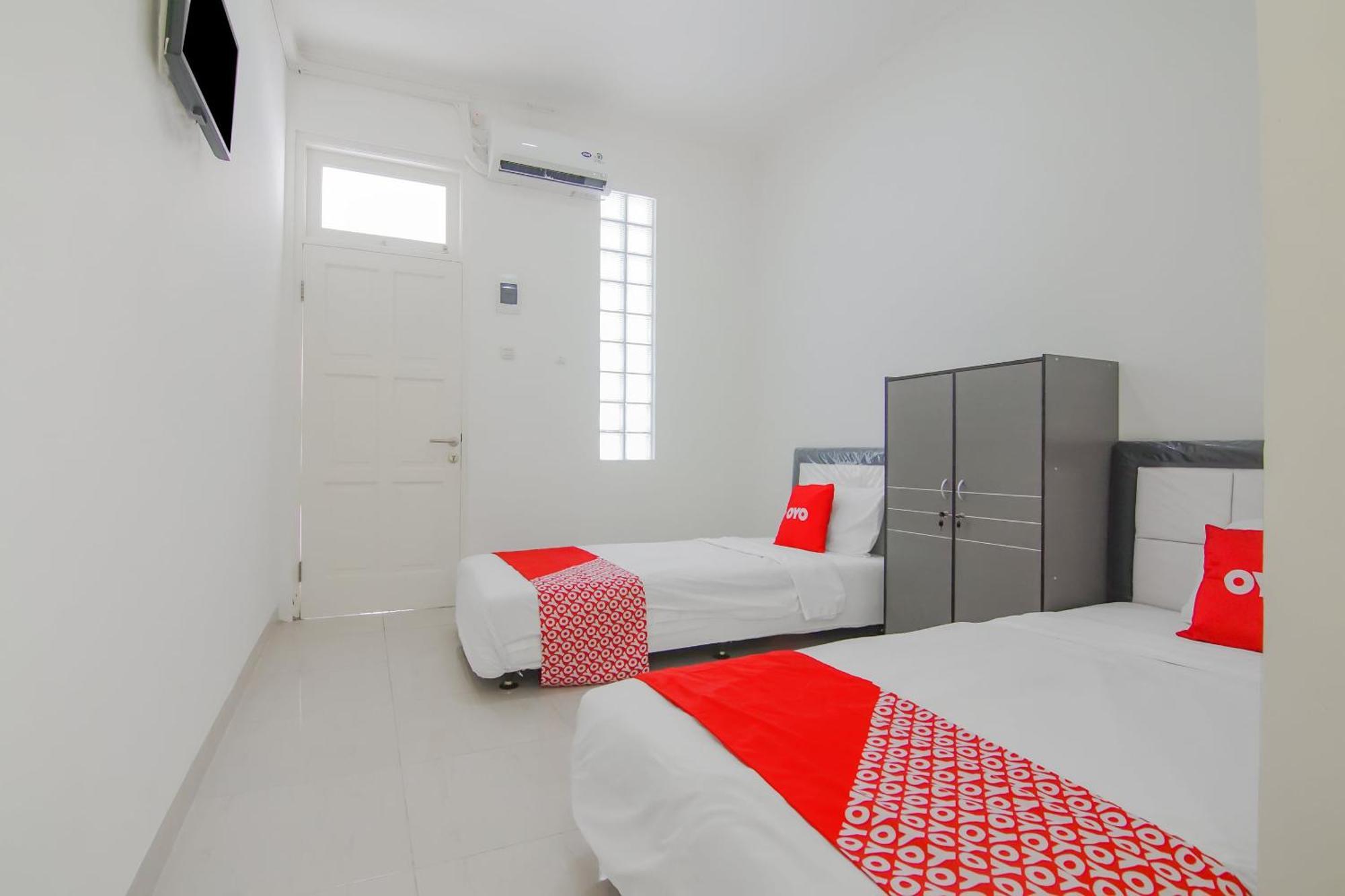 فندق Super Oyo Capital O 90342 Kemang Garden جاكرتا المظهر الخارجي الصورة