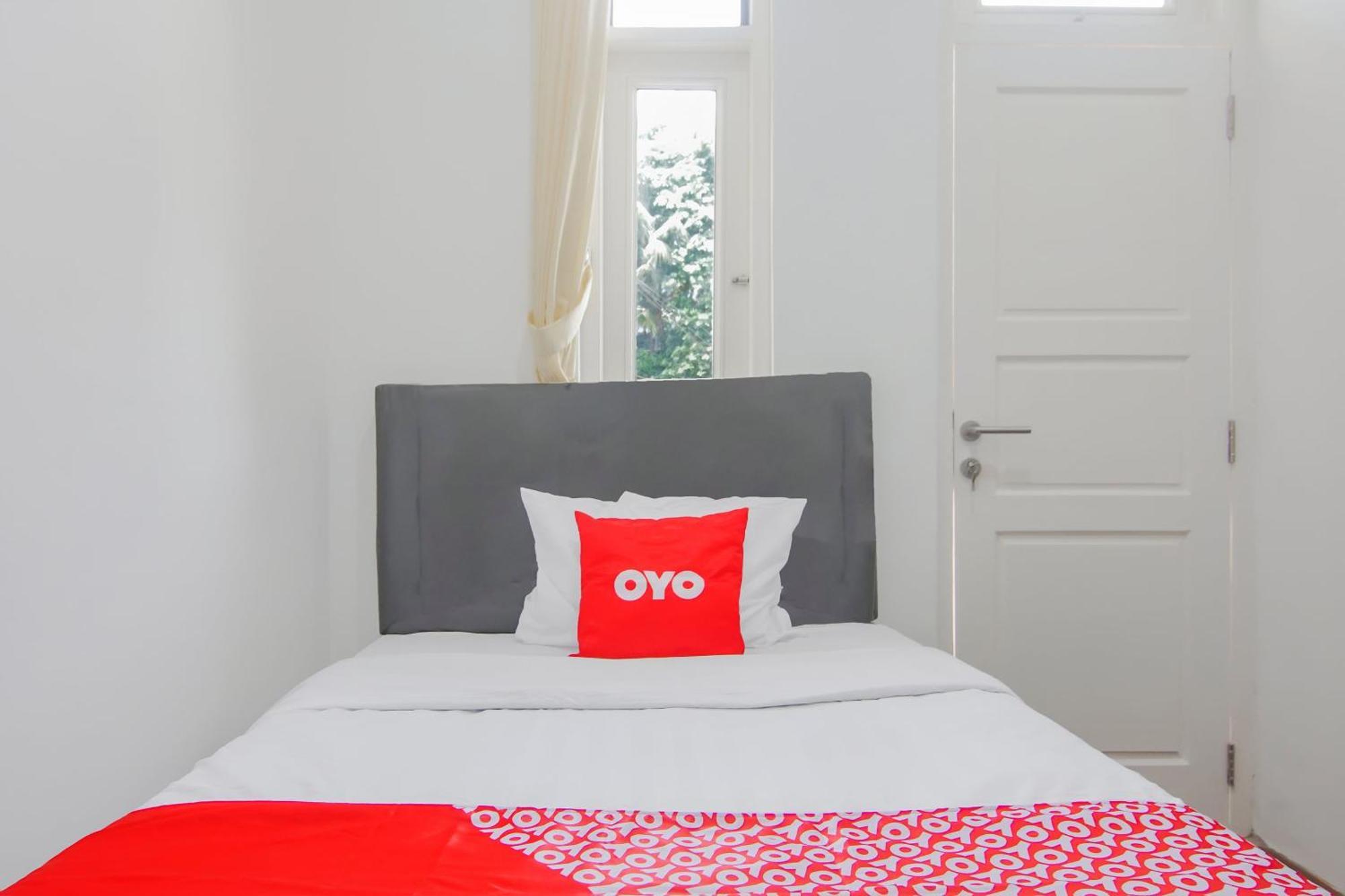 فندق Super Oyo Capital O 90342 Kemang Garden جاكرتا المظهر الخارجي الصورة