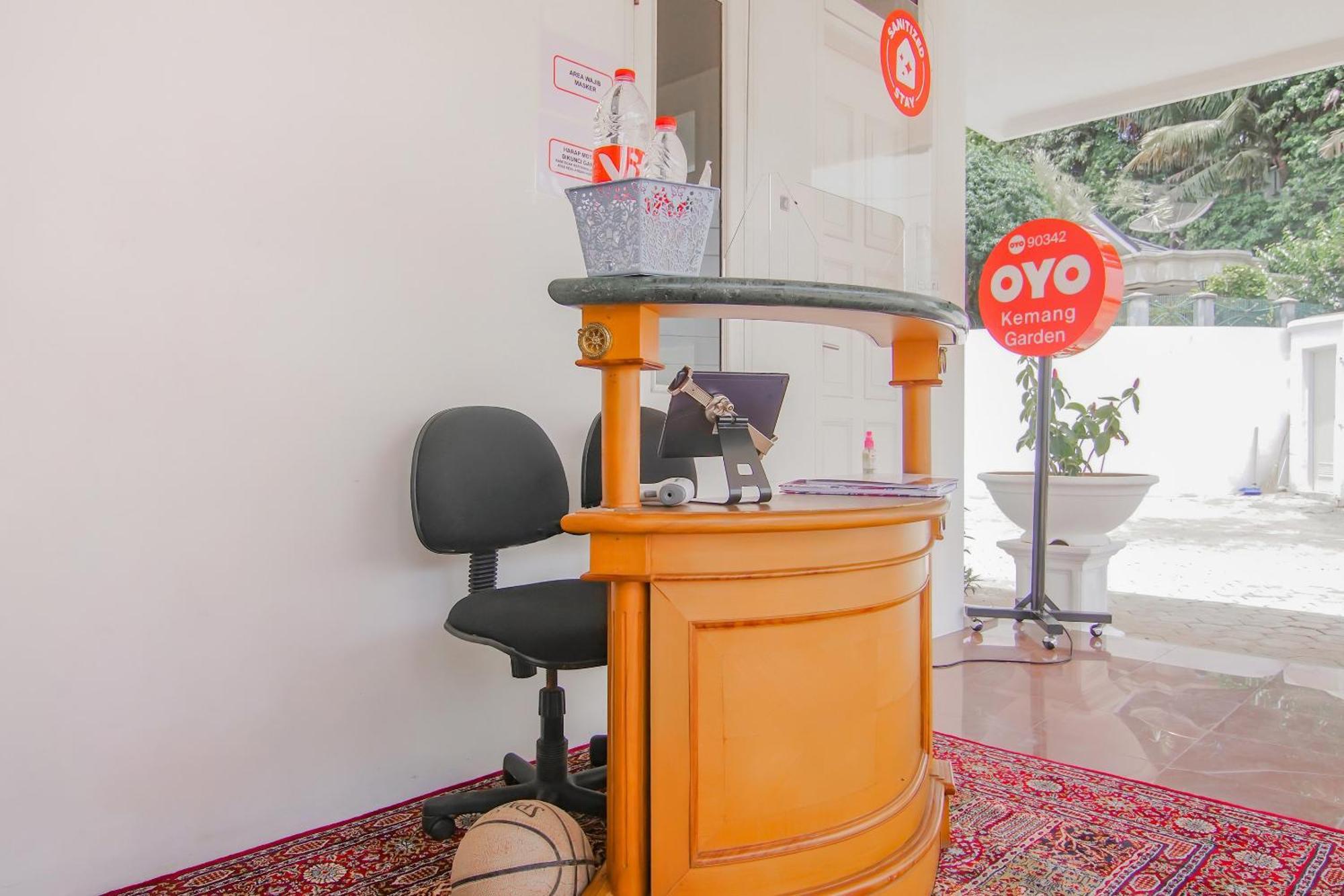 فندق Super Oyo Capital O 90342 Kemang Garden جاكرتا المظهر الخارجي الصورة