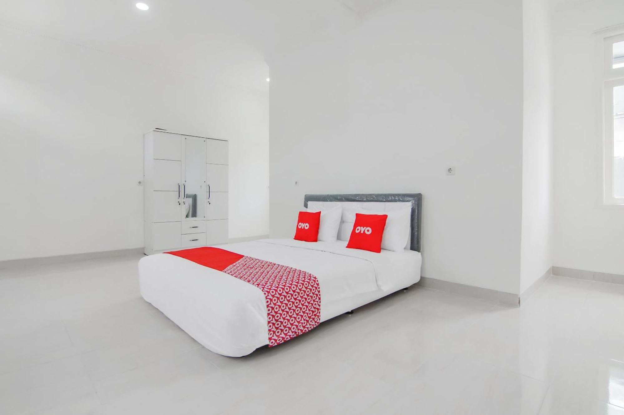 فندق Super Oyo Capital O 90342 Kemang Garden جاكرتا المظهر الخارجي الصورة