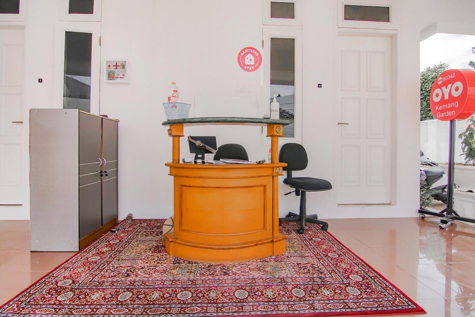 فندق Super Oyo Capital O 90342 Kemang Garden جاكرتا المظهر الخارجي الصورة